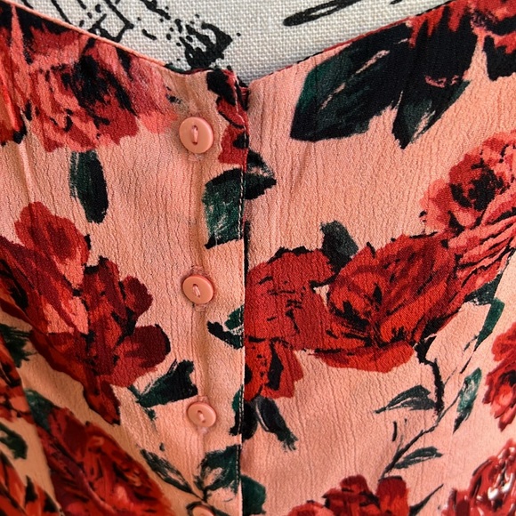 BEACH RIOT, Floral Open Back Romper Size Medium Pink/Red - Picture 4 of 5